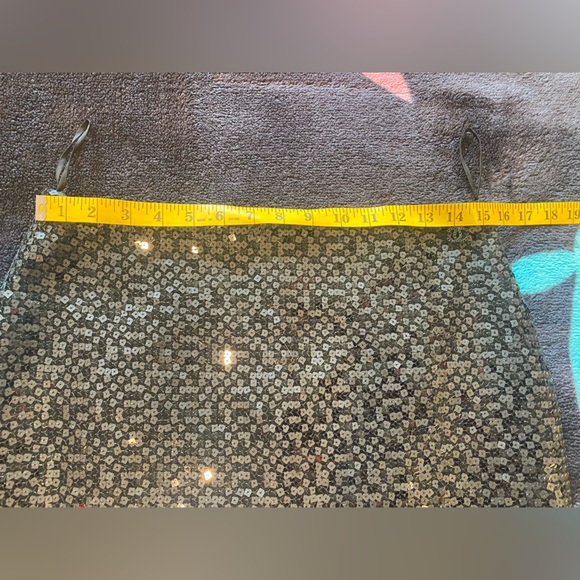 Chanel 2002 Fall sequin black mini skirt size XL pristine condition!!! - Picture 9 of 11